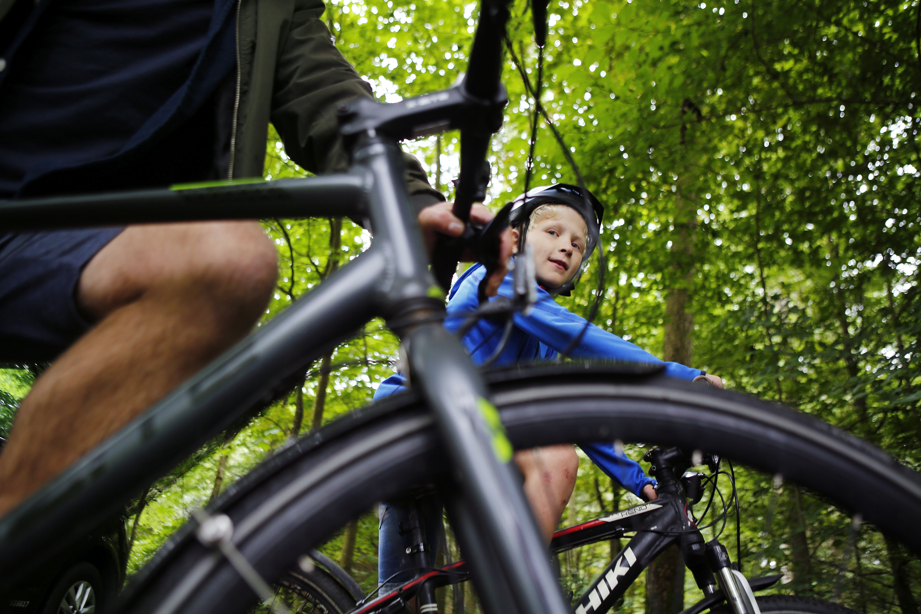 Familie på cykeltur